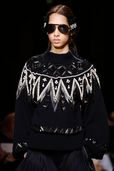 Look 107